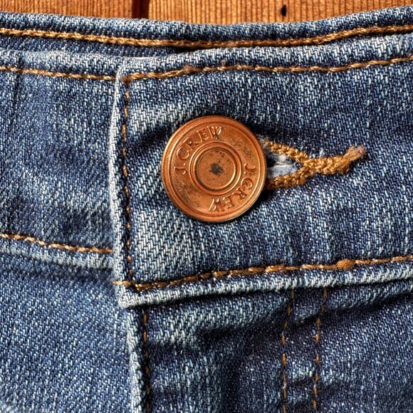 EUC J. Crew High Rise Blue Denim Shorts in Women's 32 - Picture 2 of 8